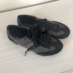 Coach casual shoes